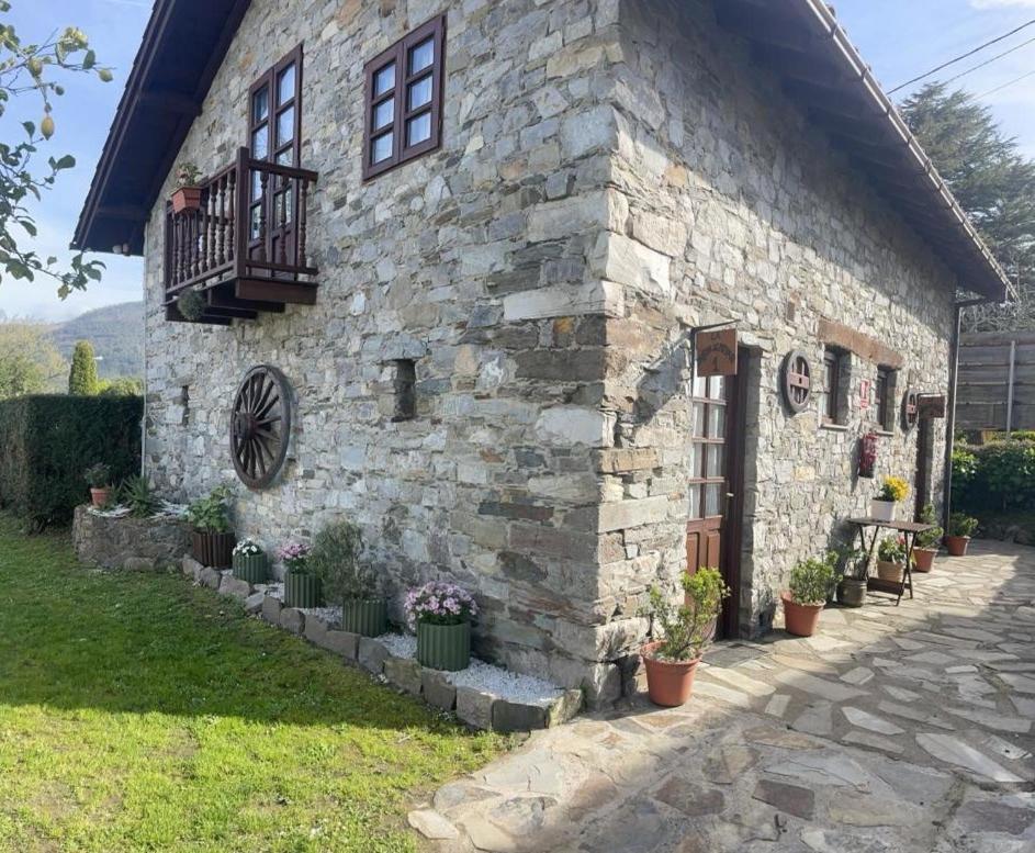 Complejo La Regalina Apartment Кадаведо Екстериор снимка