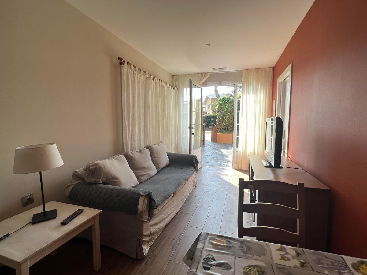 Complejo La Regalina Apartment Кадаведо Екстериор снимка